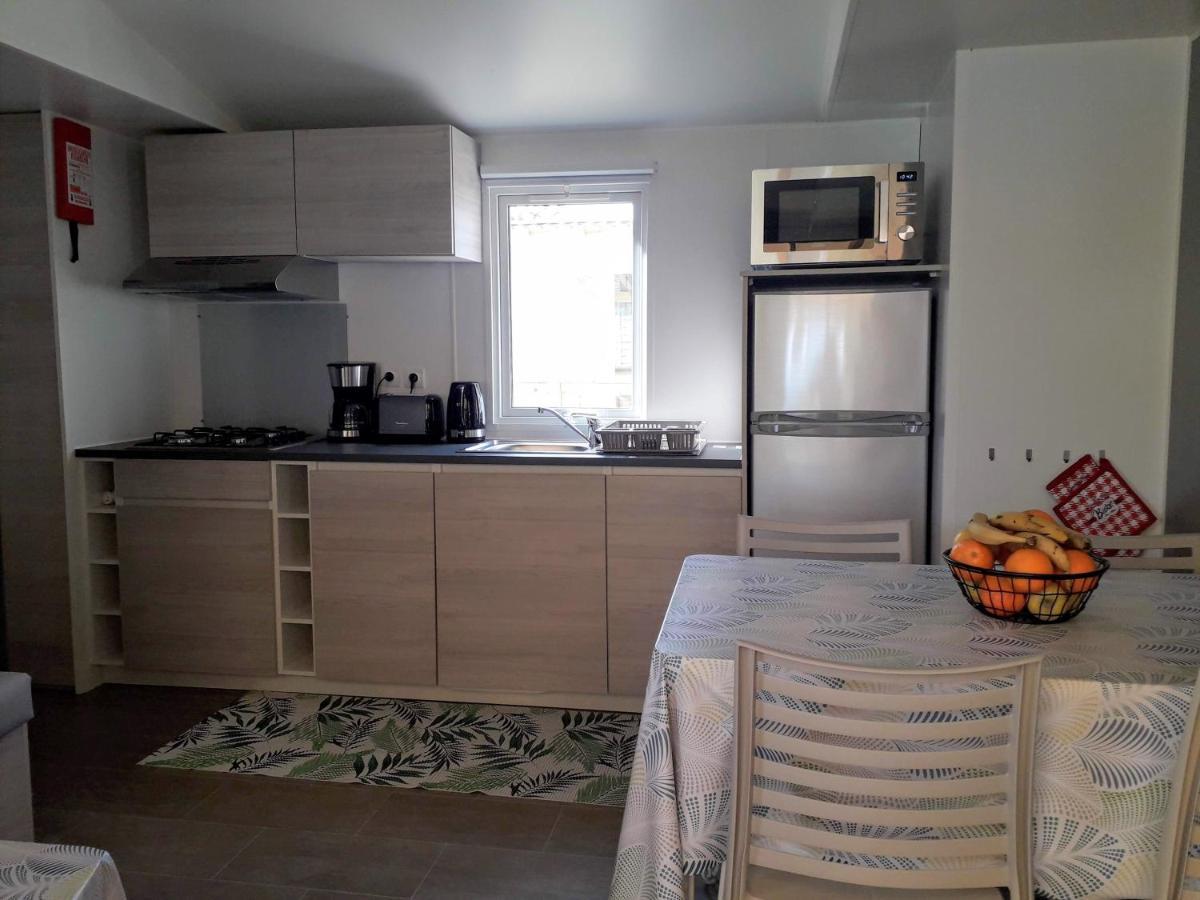 Fréjus Mobil Home Neuf 2 Chambres 6 Personnes Saint Aygulf Plage מראה חיצוני תמונה