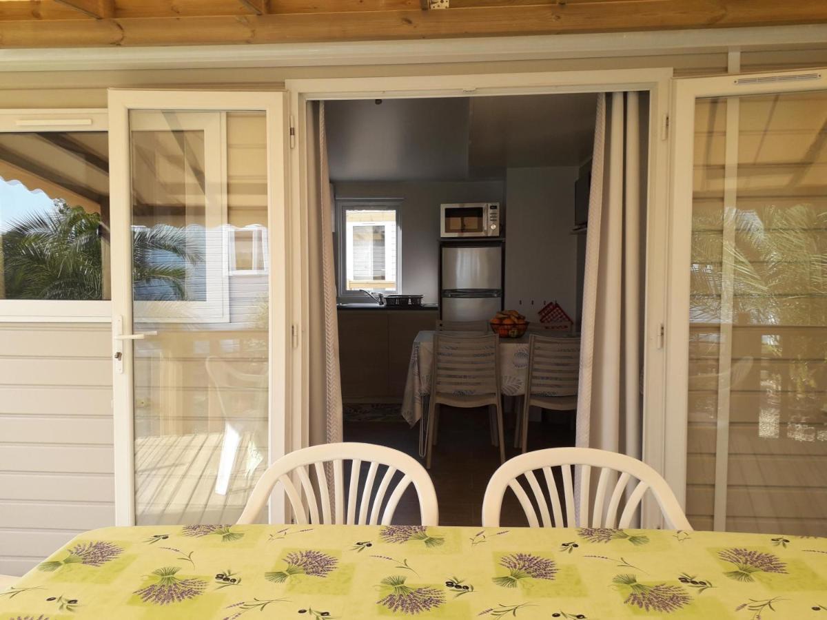 Fréjus Mobil Home Neuf 2 Chambres 6 Personnes Saint Aygulf Plage מראה חיצוני תמונה