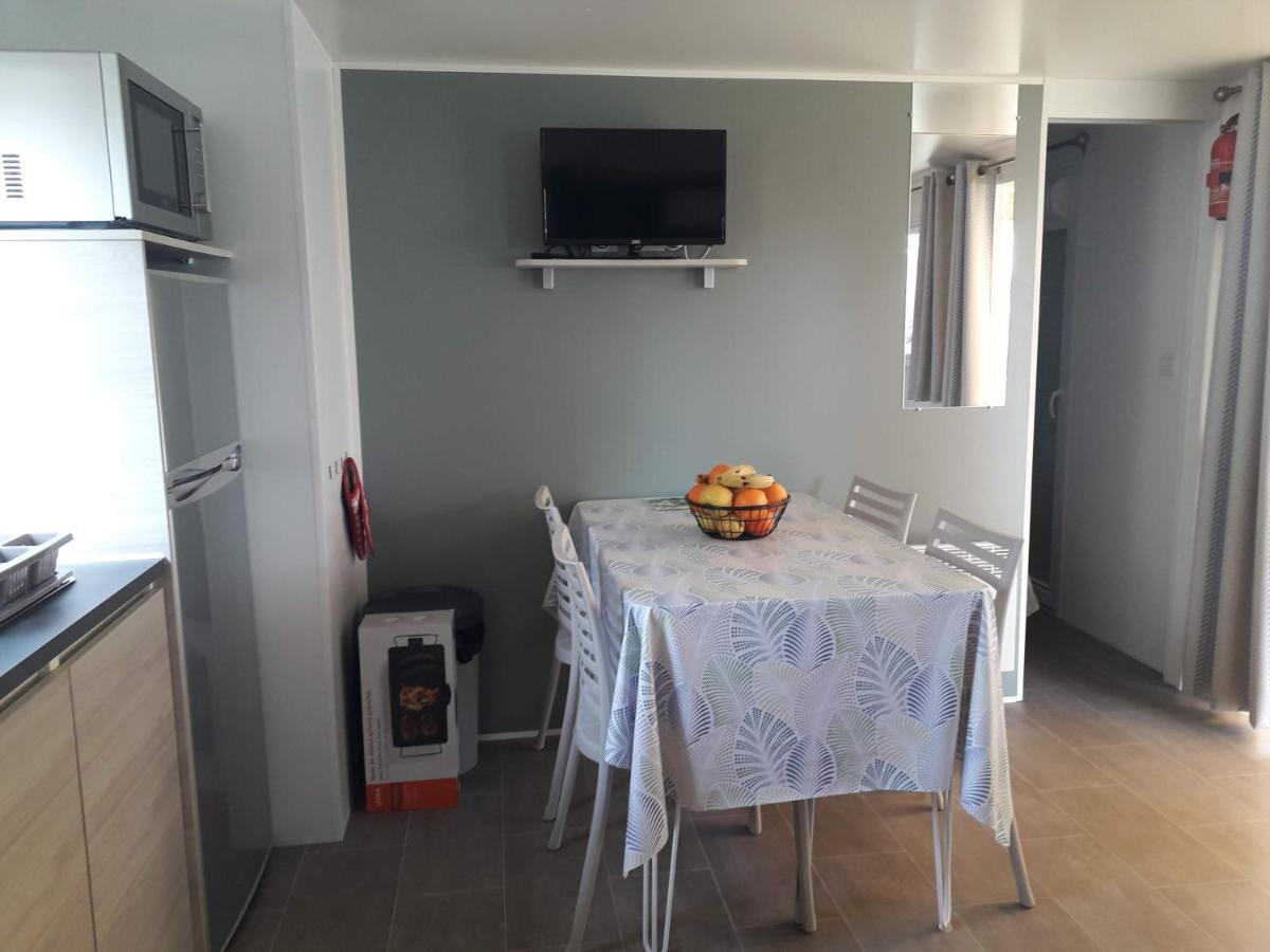 Fréjus Mobil Home Neuf 2 Chambres 6 Personnes Saint Aygulf Plage מראה חיצוני תמונה